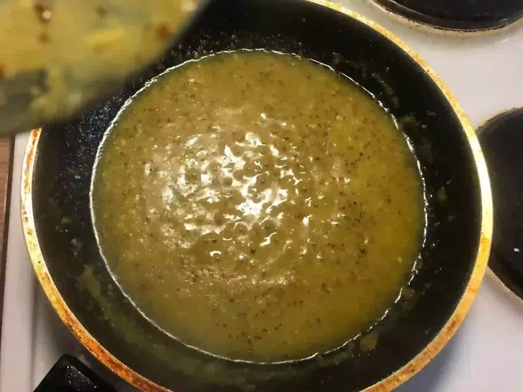 map[src:/images/ajwain-broth.webp]